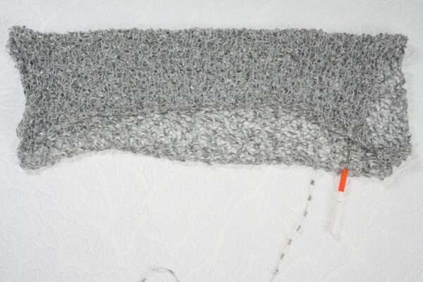 Accesorii tricotate manual din fire tip scara; bolero