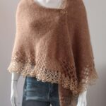 Sal triunghiular mohair bej camel cu lurex bej