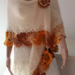 Șal crosetat manual cream mohair