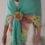 Șal crosetat manual verde deschis mohair