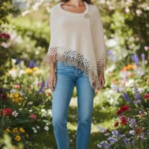 Șal din mohair bej deschis cu fir efect – elegant și lucrat manual