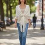 Șal elegant ivory, tricotat manual din mohair și fir cu efect – 200x70 cm